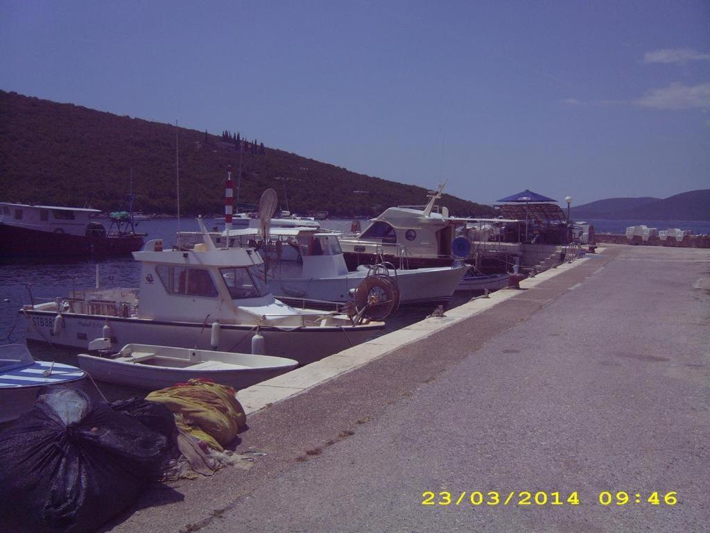 Apartmani Vukovic Tivat Exterior photo