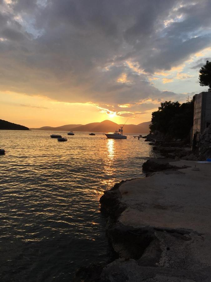 Apartmani Vukovic Tivat Exterior photo
